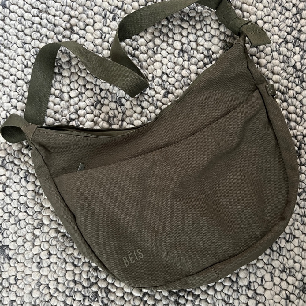 BEIS Carryall Crossbody Bag